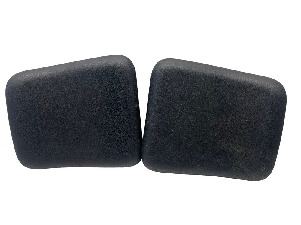 Quantum Q6 Edge Power Wheelchair Calf Pads D1404-029-C 6.25”LX 5.75”W #540-41