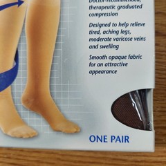 Truform 20-30 Below Knee Compression Stockings Large Closed Toe Brown #8865