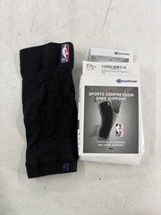 Bauerfeind NBA Basketball Knee Support Mens Small Black Compression Sleeve