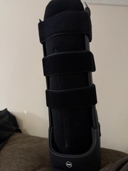 United Ortho Adjustable Orthopedic Boot Medium Size Black Brand New
