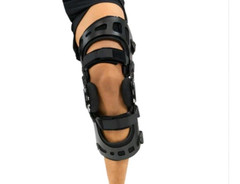NEW Coretech 845 OA Knee Brace Left Medium SUP2079BLKLM