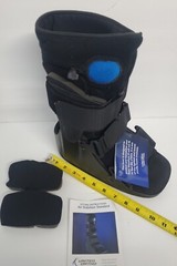 United Ortho Air Stabilizer Short Walking Boot Size Small For Left Or Right Foot