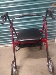 Zler Red/Black 4-Wheel Rollator Walker with Seat and Handbrakes for Adults
