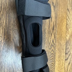 Comfortland Premium Hinged Knee Brace NEW Size Small Right Knee