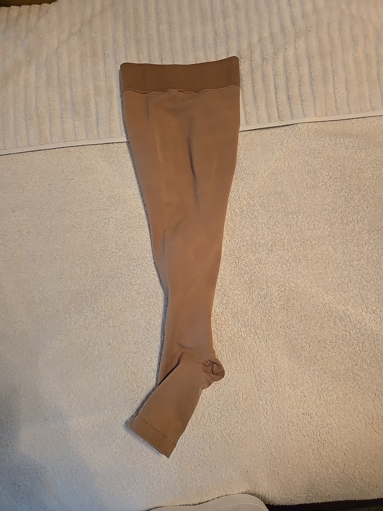 Sigvaris. 30-40 mmHg Open Toe Full Length Compression Stocking. Beige Size M4 OT