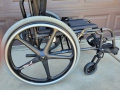 MINT UPGRADED- QUICKIE QXI folding WHEELCHAIR 18″ X 20″ Used 18″x20″ Transit