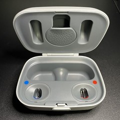 Unitron Charger Moxi R 3 Combi Charging Case With cable and plug Kirkland Phonak