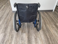 Ki Mobility Catalyst 5Vx Wheelchair Seat 15.5” W x 18” D – Blue, Flat Free Tires
