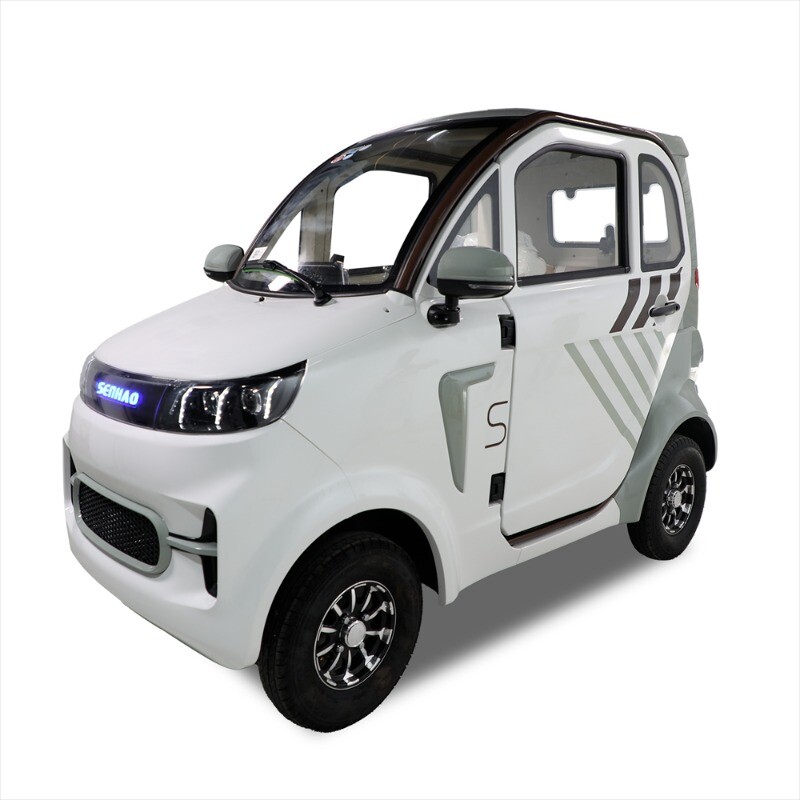 4 Wheel Fully Enclosed Mobility Scooter 1500W 3-Speed 40 mile 660lb Capatity