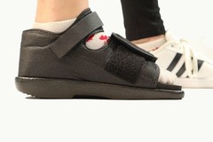 NEW Post Op Broken Toe Foot Fracture Square Toe Walking Shoe – Mens