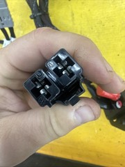 🥇Quantum Q6 Edge 3 Stretto Battery Cables/ Harness, Breakers, And Fuses *L@@K*