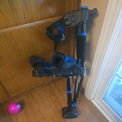 iWalk 3.0 Hands Free Ships Assembled Crutch Knee Walker Univer Fit 275 lbs.Cap