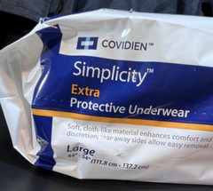 Covidien Simplicity Extra Protective Underwear Large 44″ X 54″ 1845 18 Count