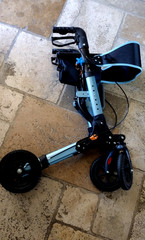 AOJIN Foldable ALL TERRAIN Rollator Walker