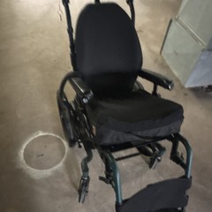 Invacare Manual Reclining Wheelchair w/ JAY J2 Seat Cushion, 4-Wheel Black/Green