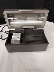 Dry & Store Global Hearing Aid Dehumidifier Model TRG-AA Works Functional