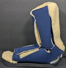 ComfySplints Comfy Ambulating Boot Size Adult 8-13 universal New.