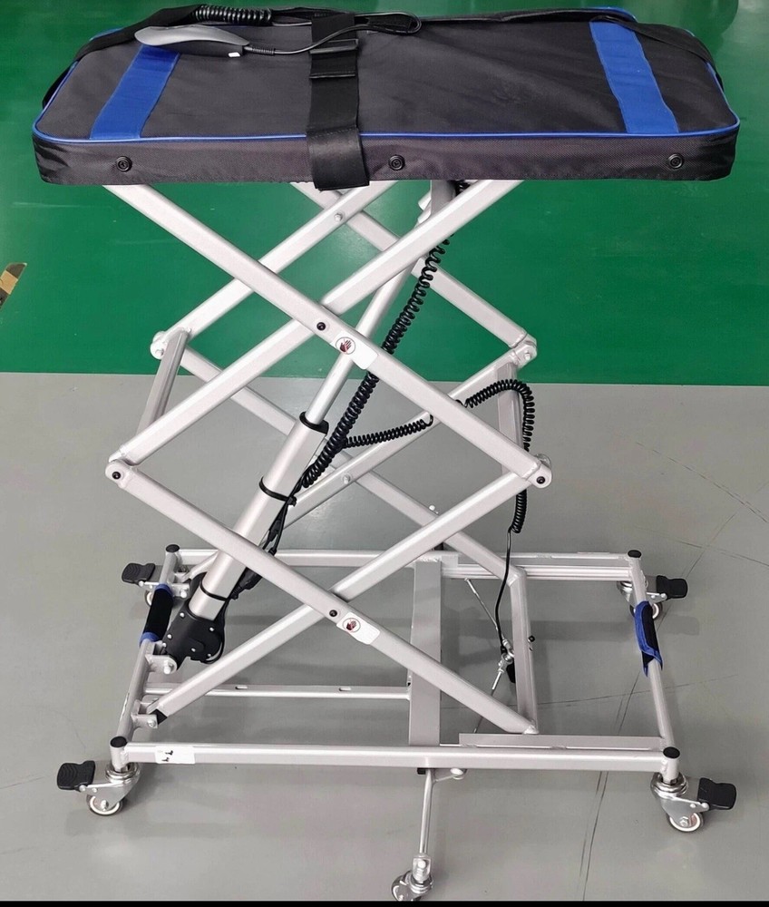 Lightweight rechargeable mini lift.Transfers wheelchair,scooter into the trunk