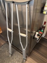 Guardian Standard Aluminum Crutches MDSV80534 300 lb Tall Adult 5’10”- 6’6”