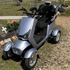 Four wheel Travel Mobility Scooter 800W 60V 20AH battery Motor for Adult Senior