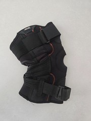Shock Doctor Ultra Knee Supporter with Bilateral Hinges 872, Large – Black