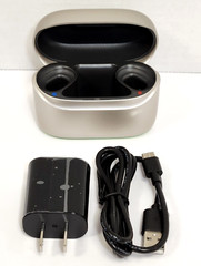 Phonak ChargerGo RIC SPHERE Infinio. With Power Cord & Wall Adaptor