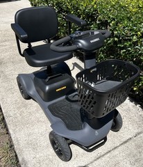PAISEEC 4-Wheel Mobility Scooter w/ Front Basket, Gray/Black