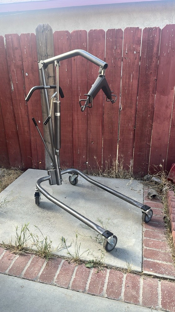 Drive Manual Patient Lift for Transferring Patients Sling Included Safe $555 OBO