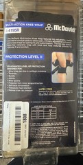 McDavid 4195R Multi-Action Knee Wrap (Size S)
