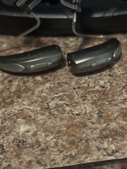 Starkey Livio 1000 RIC R in Canal Hearing Aids & Charging Case