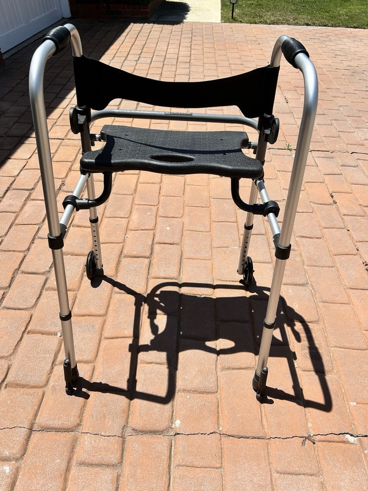 Drive Medical RTL10266CF Walker – Black