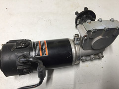 2 Invacare TDX SP-2 Motors Left & Right 1163413 1163412 1165865