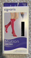 NWT Sigvaris 20-30mm Women’s Knee High Compression Socks Size Large Long In Box