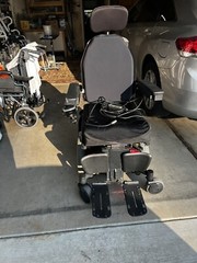Pride Mobility Products Corp. QUANTUMQ6EDGE Power Wheelchair