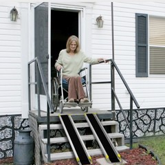 Aluminum 4′ – 7′ Adjustable Non-skid Loading Wheelchair Telescoping Track Ramp