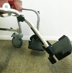 Go Mobility Pediatric SHOWER CHAIR – ADJUSTABLE (CS-A) With Travel Case