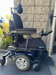 PRIDE QUANTUM Q6 HD WHEELCHAIR POWER TILT,RECLINE, LEG, 22″ 450 Lbs