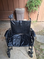 ProBasics Bariatric 24 inch Heavy Duty Wheelchair/ adjustable legs
