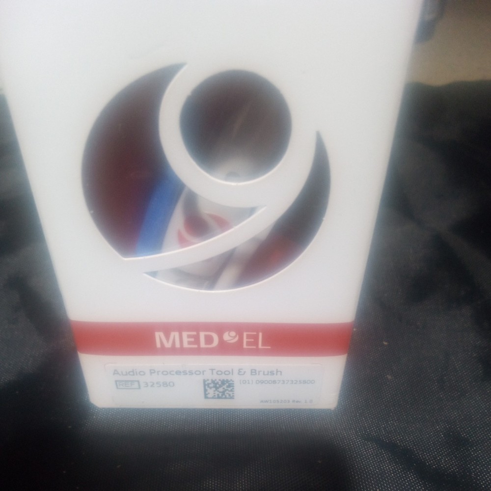 MED EL 32580 AUDIO PROCESSOR TOOL AND BRUSH NEW / SEALED/ RARE 1C