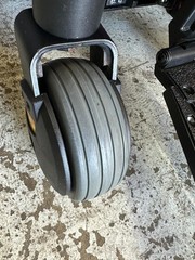 PRIDE QUANTUM Q6 HD WHEELCHAIR POWER TILT,RECLINE, LEG, 24″ 450 Lbs OFFROAD TIRE
