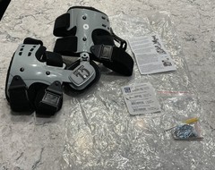 Comfortland OA- 200 Knee Brace Set Right & Left Knees With Tool Kit-NEW