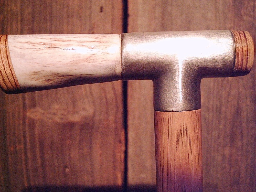 walking stick DEER ANTLER „T“ handle TAPERED HICKORY wood shaft HANDCRAFTED USA