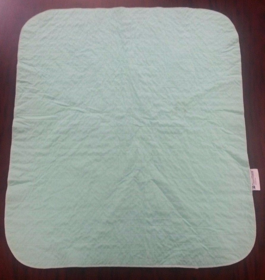 15 LB BOX / 12 PADS APPOX – BED PADS REUSABLE HOSPITAL INCONTINENCE WASHABLE
