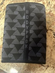 NEW Bodyprox 2 Pack Black Thigh Compression Sleeves Size Medium Silicone Grip