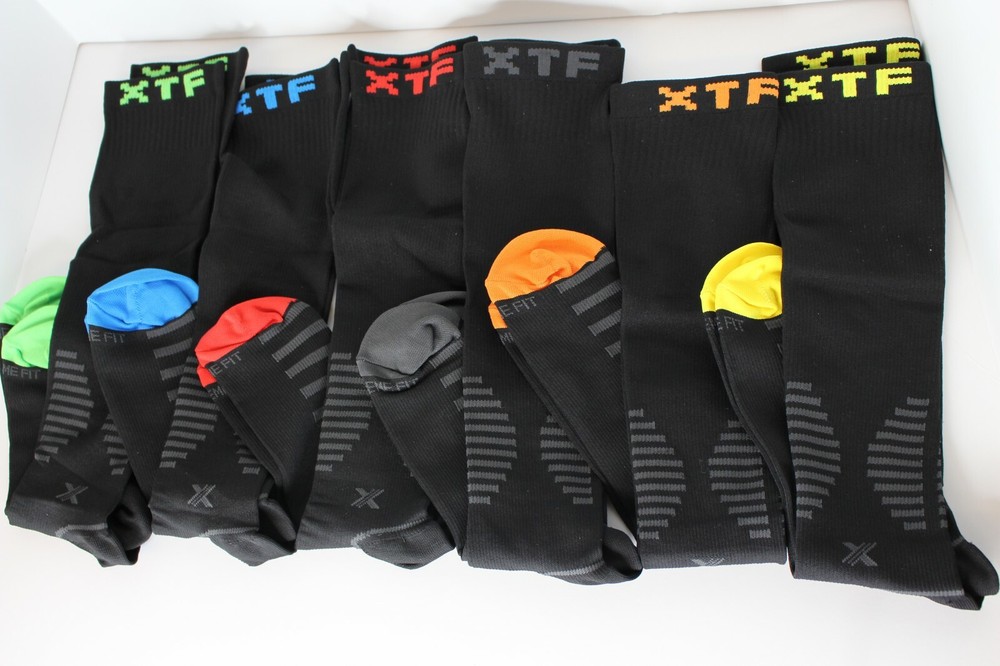 Unisex Extreme Fit Graduated Compression Knee High Socks Multicolor Size S/M