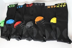 Unisex Extreme Fit Graduated Compression Knee High Socks Multicolor Size S/M