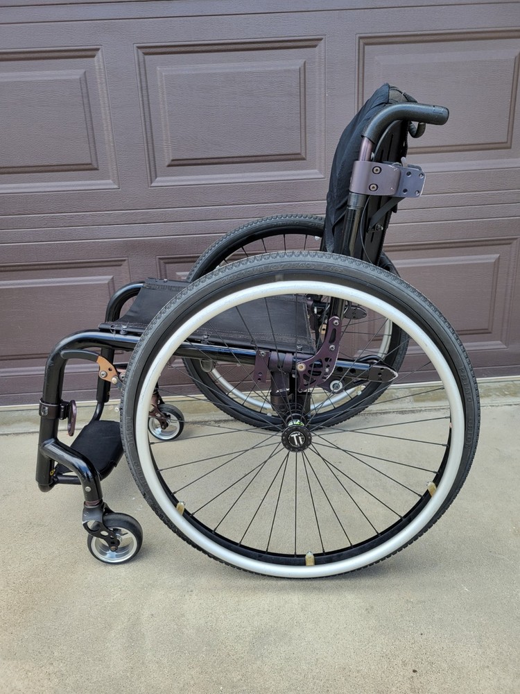 Quickie Q7 ( Nitrum ) Rigid Frame Wheelchair 15″X16″ User 15″ x 16″