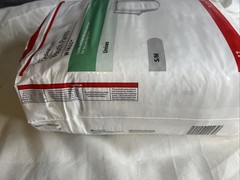 4 Pack In Box , 17 Pampers In Pack , 68 Unid S/M 38-65 lbs 29kg Great Price .