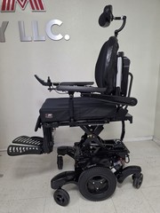 Quickie Q700M Power Wheelchair 12″ Seat Lift Tilt Recline Mint Condition