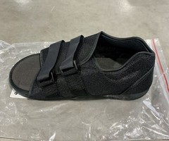 BREG 100612-040 Women’s Post-Op Shoe Size L (8.5-11.5) FITS LEFT OR RIGHT FOOT